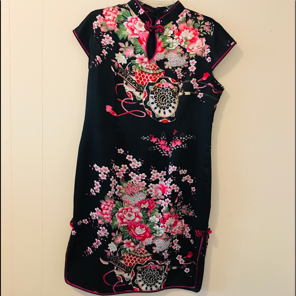 Qipao Chinese fitted dress
